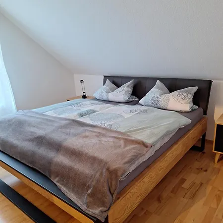 - Familie Benzing Dachgeschoss * Alzenau in Unterfranken